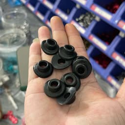 Combo 2 núm cao su dùng để gắn van vòi xe máy cho bánh xe nổi bật kèm chống nước mưa làm rỉ van 2