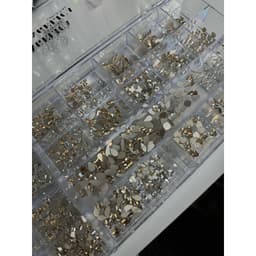 Khay 500 Viên Đá Nail Chân Bằng Mix Siêu Sáng Trang Trí Đính Móng NAIL 3