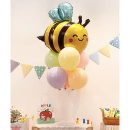 Trụ kèm bóng hình chủ đề ong vàng, bóng hình chủ ong vàng tone vàng nổi bật cho bé siêu xinh 2