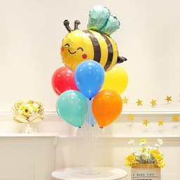Trụ kèm bóng hình chủ đề ong vàng, bóng hình chủ ong vàng tone vàng nổi bật cho bé siêu xinh 4