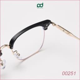 Gọng kính cận thời trang nam nữ NARO EYEWEAR dáng brownline vuông chất liệu Titan 00AD251 6