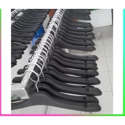 (COMBO 30-40-50 CÁI) Móc Nhựa Treo Quần Áo  Size 38cm LOẠI 1, Chất Liệu Nhựa Đen Sơn Bóng Không Xước Quần Áo 6