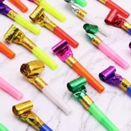 Set Kèn lưỡi tò te cho bé happy birthday dùng trong sinh nhật lễ tiệc 8