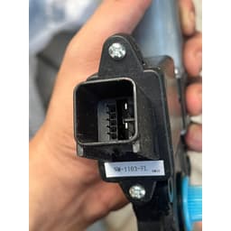 Mô tơ lên kính trước trái Cruze- LAcetti cdx 7 giắc hàng chính hãng GM và oem 5