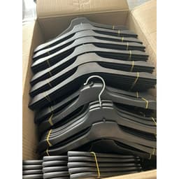 combo 100 móc nhựa nữ giá rẻ (móc dẹt) 4