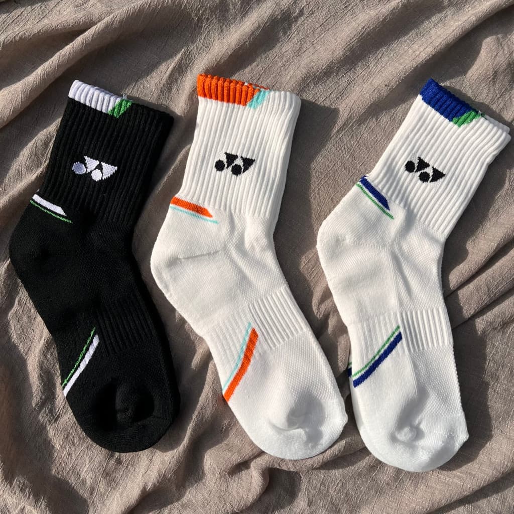 Tất Yonex SỌC cổ trung dày, mịn rất đẹp