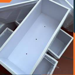 (80x30x30) Chậu gỗ nhựa ngoài trời composite kẻ chỉ ngang,  mẫu mới có chân 3