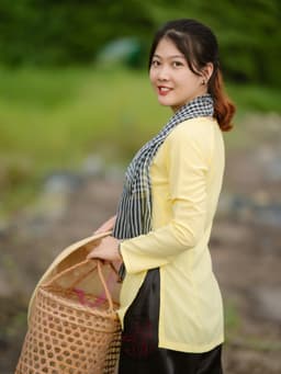 Bộ bà ba lụa vàng quần phi đen - Có bộ bà ba Bigsize- may sỉ bà ba toàn quốc - May bộ bà ba theo yêu cầu 2