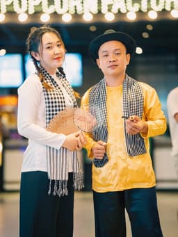 Bộ bà ba phối áo phi vàng đồng quần phi đen 6