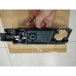 Tay mở cửa trong Chevrolet Captiva 06-15 Giá bán tính 1 cái 6