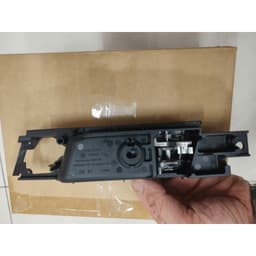 Tay mở cửa trong Chevrolet Captiva 06-15 Giá bán tính 1 cái 2