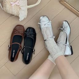 Giày bệt nơ mũi vuông dây ngang khoá vuông vàng 1
