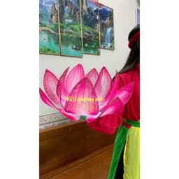 FREESIP  siu phẩm hoa sen múa văn nghệ phun kim tuyến bằng nan sắt cực bền size to 1