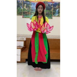 FREESIP  siu phẩm hoa sen múa văn nghệ phun kim tuyến bằng nan sắt cực bền size to 8