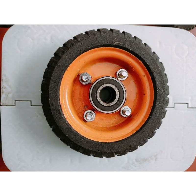 [DQN]Bánh Xe Đẩy Cao Su Đúc Mâm Vàng Đường Kính 16cm  