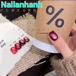 Sét sơn Mắt Mèo Vendeeni 4 màu ( Tông Đỏ ) tặng bảng màu Siêu Đẹp Nail Bảo An 4