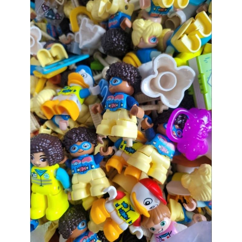 Nhân vật duplo
