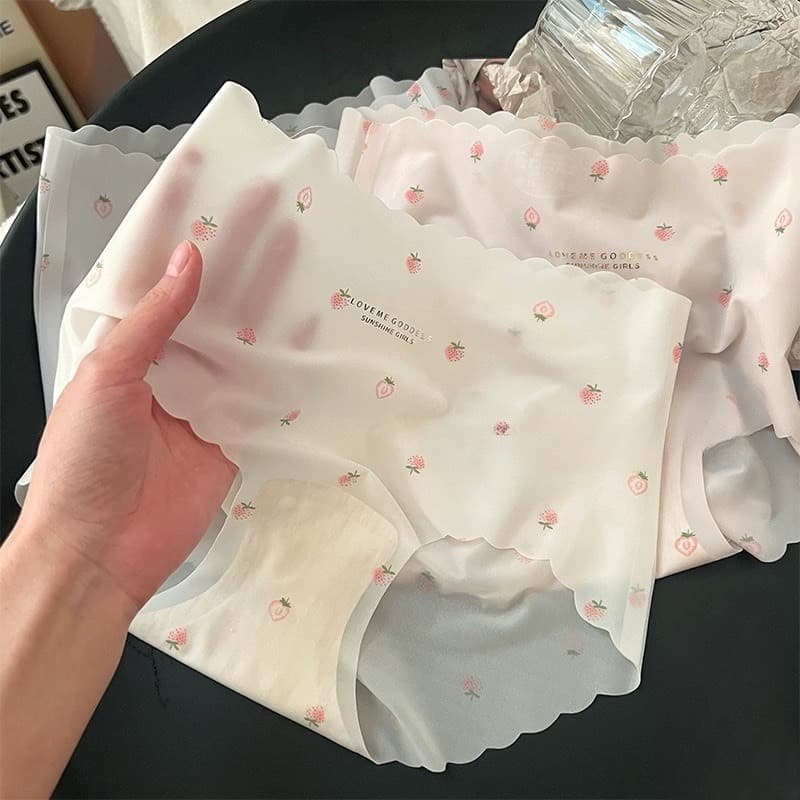 Set 10 Quần Lót Thun Lạnh Họa Tiết Quả Dâu Tây Tàng Hình, Quần chíp su thạch không vân không lộ viền