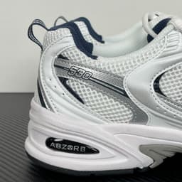 Giày Thể Thao 530 'White Silver Navy' Màu Trắng Bạc Phù Hợp Cả Nam Và Nữ 4