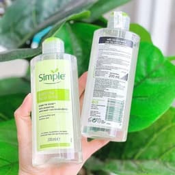 Toner Nước Hoa Hồng Simple Soothing Facial Skind To Skin Dành Cho Da Nhạy Cảm 200ml 8