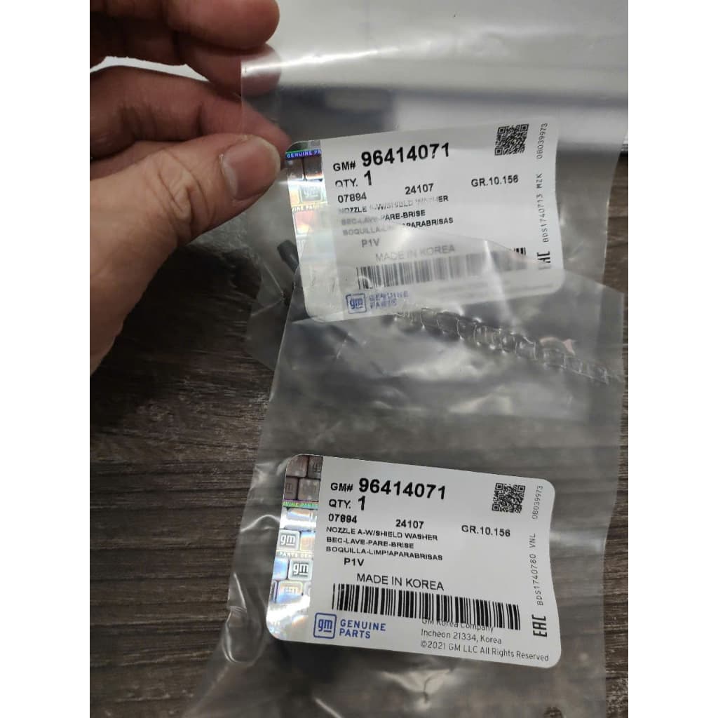 Vòi phun nước rửa kính Gentra-Aveo-Nubira-Leganza-Lacetti Việt Nam  Chính hãng GM
