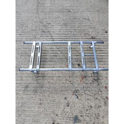 Chân đế lắp máy rửa xe . ống 21 5