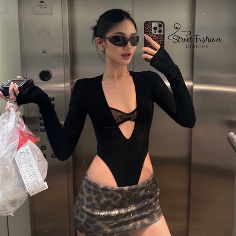 (SẴN ĐỎ) Bodysuit dài tay khoét cao, cổ V sâu phối bra ren (may liền) sexy quyến rũ