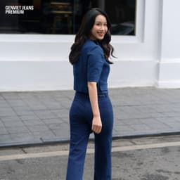 Áo Khoác Jeans Nữ Cộc Tay GENVIET JEANS Vải Cotton USA Dáng Ngắn Đính Cúc Cao Cấp 8968 4