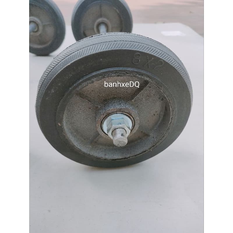 [KKTHN] Bộ 2 Bánh Xe Đẩy Gang Chịu Tải 400kg Đường Kính 20Cm Kèm Trục Phi 18