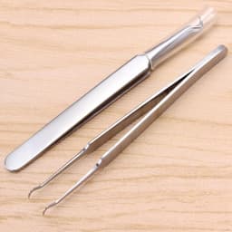 Nhíp Gắp Mụn Đầu Đen Trong Bộ Dụng Cụ Lấy Mụn Thần Thánh Dùng Cho Cá Nhân Spa & Thẩm Mỹ Viện. 9