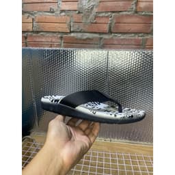 Dép kẹp nam (Dr. martens) in nổi 3D. có sine 44-38, bảo hành 6 tháng . 1