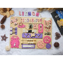 Bảng bận rộn IN TÊN RIÊNG - Busy board thương hiệu Woodness  - Đồ chơi gỗ giáo cụ Montessori - Board game 6