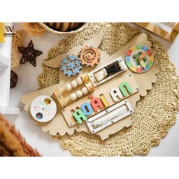 Bảng bận rộn IN TÊN RIÊNG - Busy board thương hiệu Woodness  - Đồ chơi gỗ giáo cụ Montessori - Board game 9
