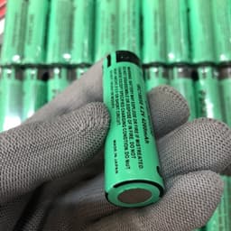 1 Viên Pin 3v7, 4v2 Panasonic 4200mah Đầu Bằng/ Đầu Nhọn Và Pin DP 3