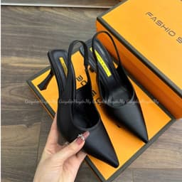 Giày Cao Gót Bít Mũi Gót Nhọn ( chuẩn form) Chất Xịn Kiểu Dáng Sang Chảnh Cực Nữ Tính Gót Cao 7cm Hot new - MÃ BBBBB 1