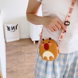 [Mới] Túi xách đeo chéo silicon hình chuột lang capybara thời trang dễ thương 5