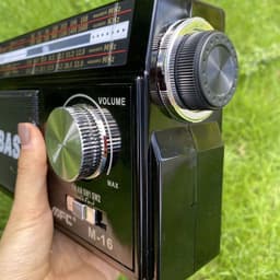 ĐÀI RADIO M-BASS CỠ LỚN, Âm thanh to không rè không nhiễu, 4 Băng tần, Tặng kèm pin sạc dây sạc 8