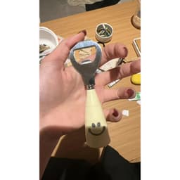 Dụng Cụ Khui Bia Rượu Hình Mặt Cười Ngộ Nghĩnh, Bật Nắp Bia Chai 3