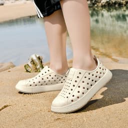 Giày nhựa LUCHI native cho bé Chống Trơn Trượt | Giày Đi Mưa, Đi Biển, Đi Học Tặng Charm Xinh 5
