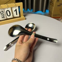 Muỗng múc canh inox, Muôi múc thức ăn có móc treo tiện lợi 3