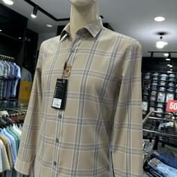 Áo sơ mi nam Owen màu xanh họa tiết chìm slim fit vạt bầu vải sợi sồi AS260725D 2