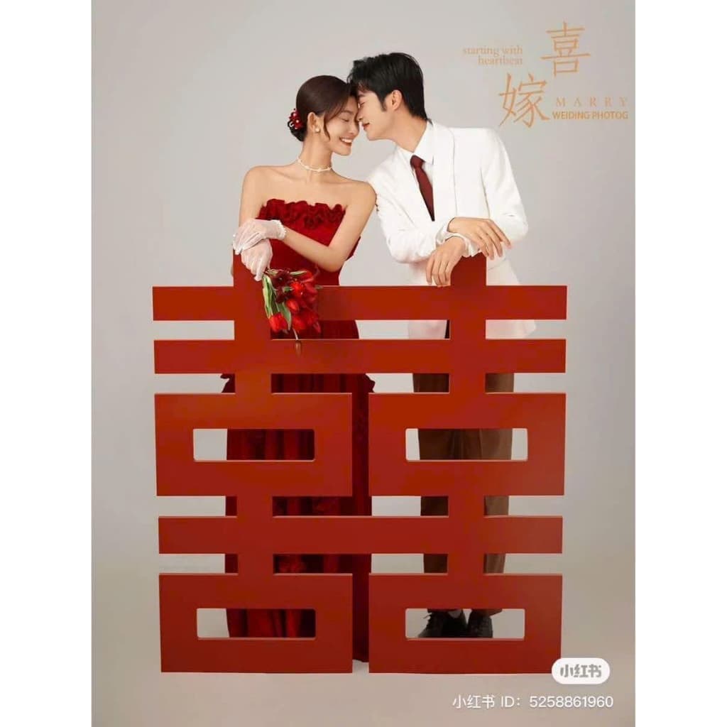 Chữ hỷ chụp hình, chữ hỷ decor,1 mặt đỏ + 1 mặt màu tự chọn (ib shop màu bạn muốn), decan chống lóa, tặng thêm chữ nhỏ