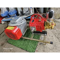 Máy bơm rửa xe dây đai KNC 3HP ty sứ 1