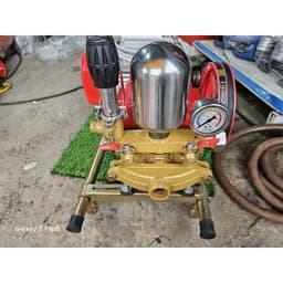 Máy bơm rửa xe dây đai KNC 3HP ty sứ 9