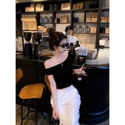 [VẢI COTTON MỊN] Áo Thun Nữ Ôm Lệch Vai Basic đơn giản vải Cotton 4 chiều co giãn mát m819 9