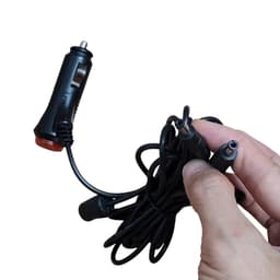Tẩu cắm ô tô 12V,24V có 2 đầu ra cấp nguồn đồng thời camera,màn hình 5