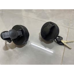 Nắp bình dầu huyndai đô thành iz65 ,iz49 Hàng QC Chuẩn loại 1 cao cấp 1