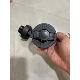 Nắp bình dầu huyndai đô thành iz65 ,iz49 Hàng QC Chuẩn loại 1 cao cấp 3