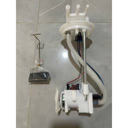Bơm xăng tổng thành vinaxuki 650kg, giải phóng 700kg. Hàng mới 9