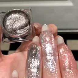 Nhũ mắt ZVEV bắt sáng highlight kim tuyến lấp lánh hạt nhỏ dành cho makeup - Hity Beauty 6